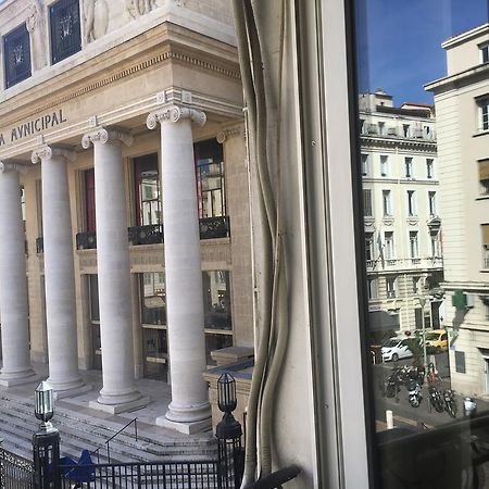 Hotel Relax Marseille Bagian luar foto