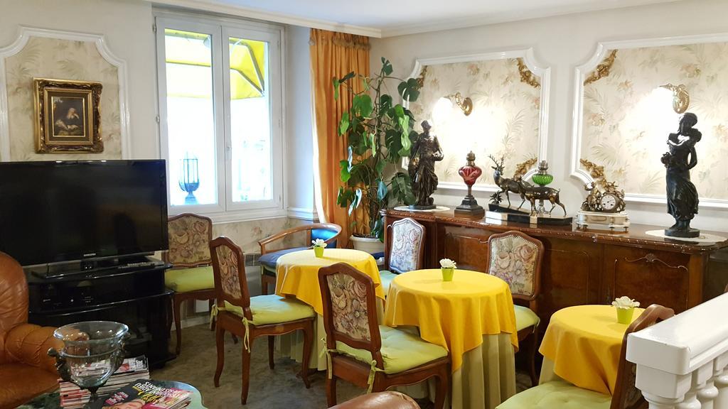Hotel Relax Marseille Bagian luar foto